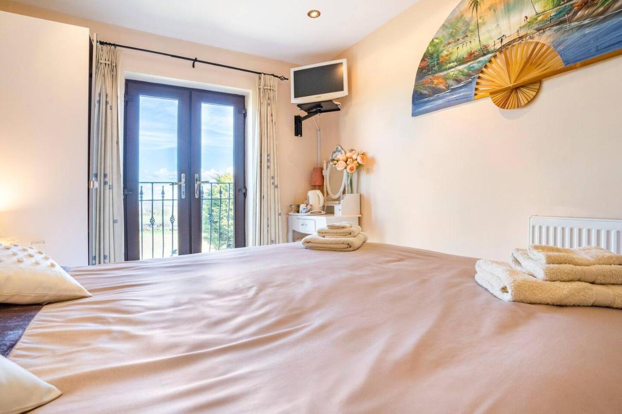 Willow Ridge - A Large Country House With 3 Rental Rooms Clutton Eksteriør billede